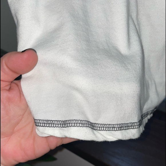 Mens 3/4 length sleeve tee. Size medium. White and green. - Picture 5 of 5